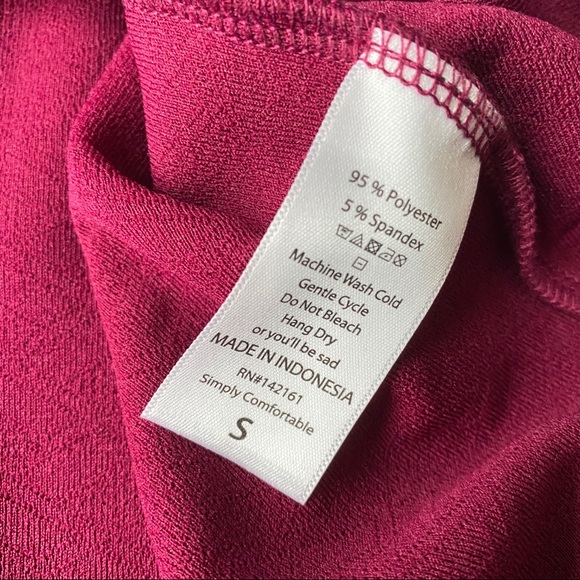 LulaRoe Red Cassie Skirt Solid Burgundy- SZ S - Picture 2 of 6